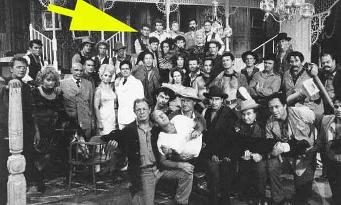 Cast photo from a scene in The Great Race (1965)