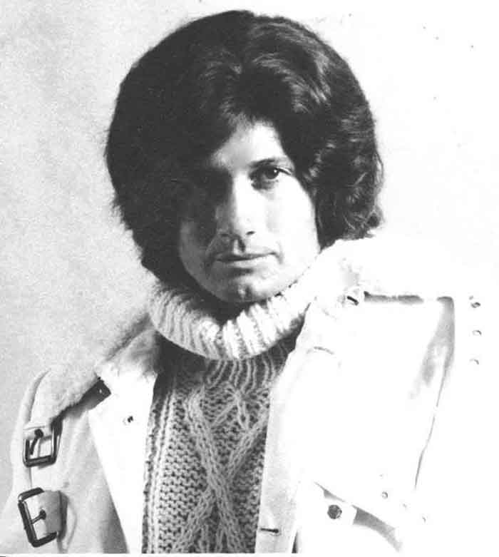 Christopher Riordan age 32